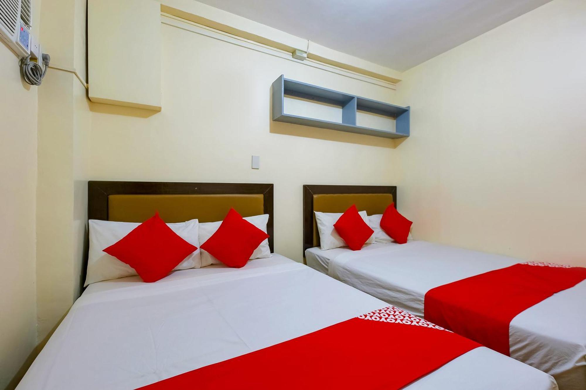 Oyo 431 Apollo 11 Apartelle Pasay Bagian luar foto